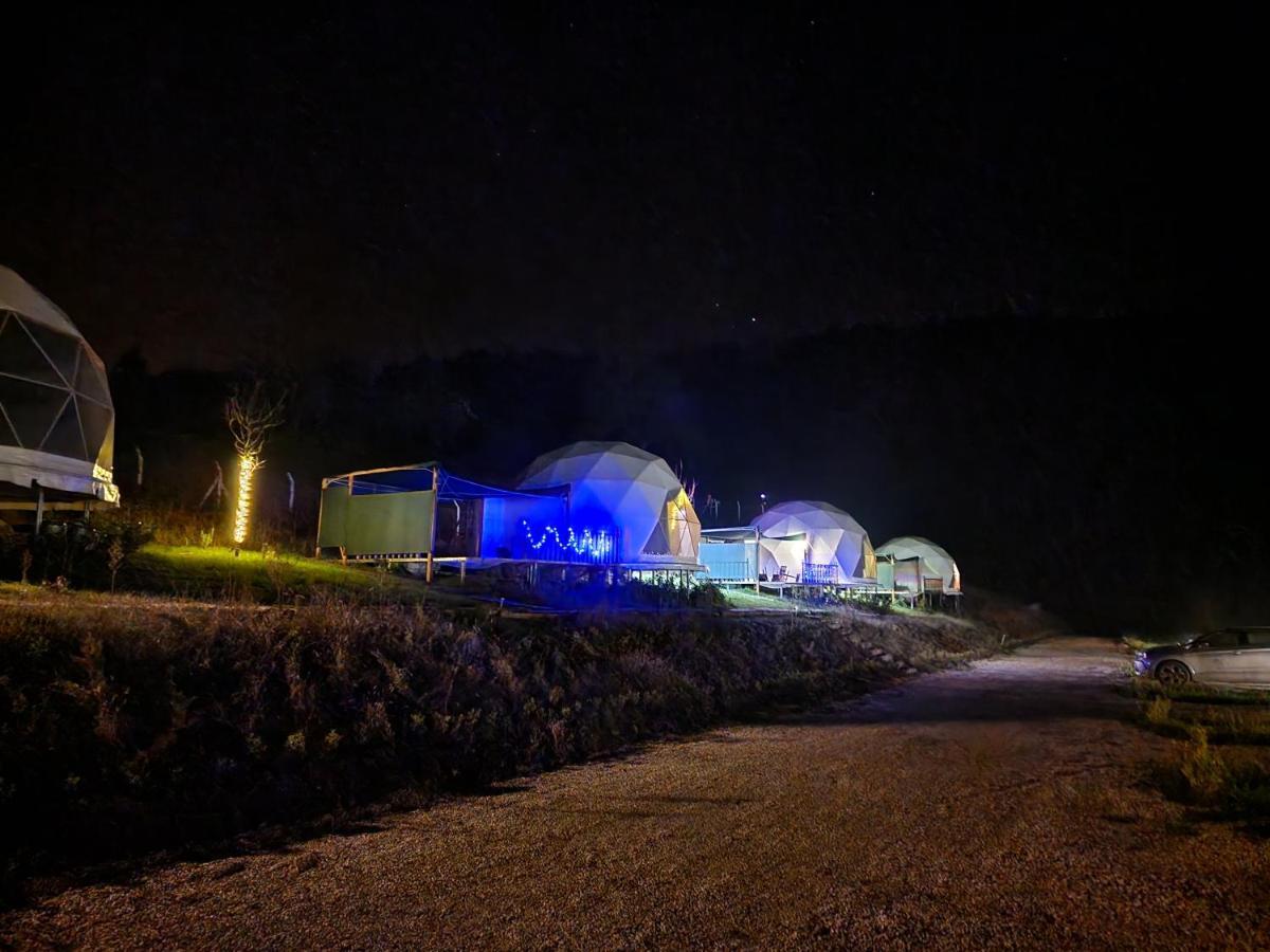 Отель Dengekoru Wildlife & Glamping Мудурну Экстерьер фото